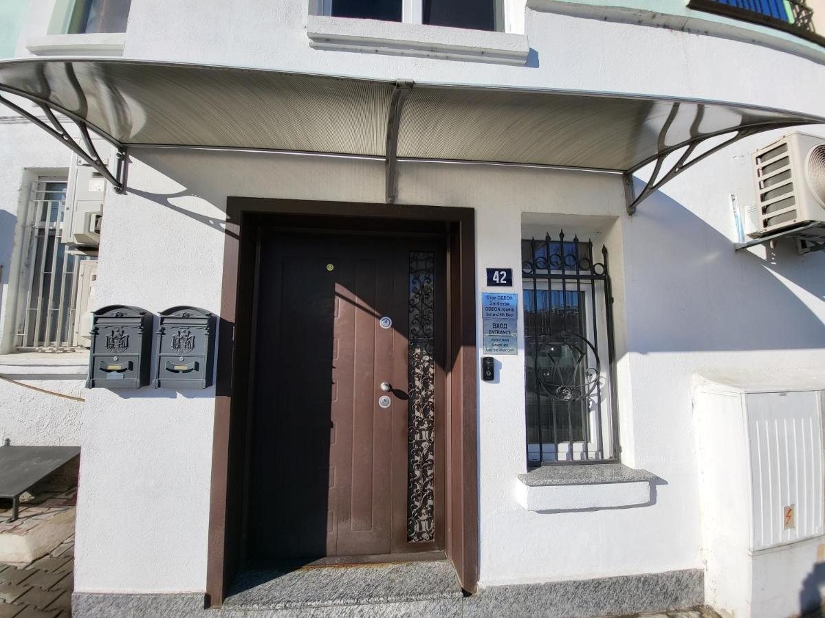 Hotel Odeon Plowdiw Exterior foto